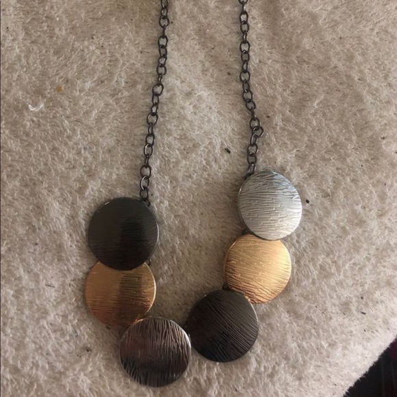 Necklace with matching earrings - Picture 1 of 2